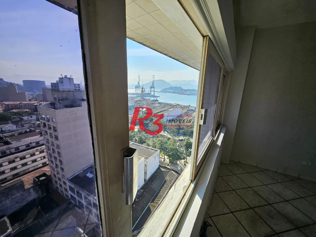 Sala para alugar, 110 m² - Centro - Santos/SP