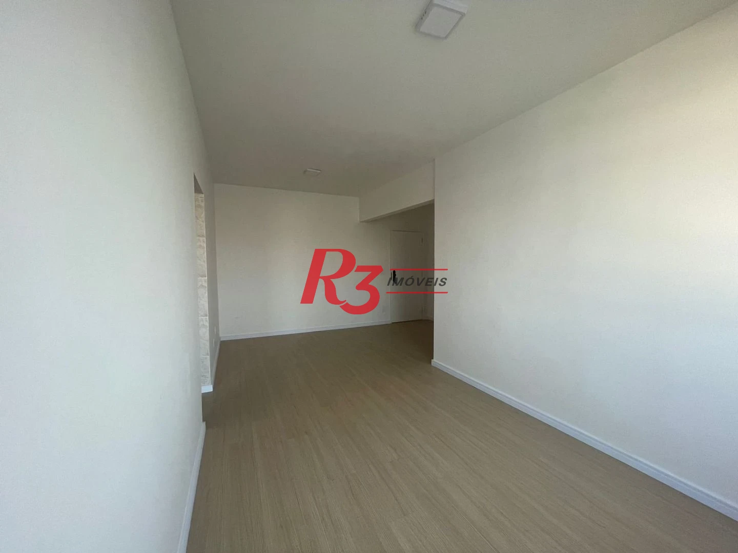 Apartamento com 2 dormitórios à venda, 76 m² por R$ 350.000,00 - Estuário - Santos/SP