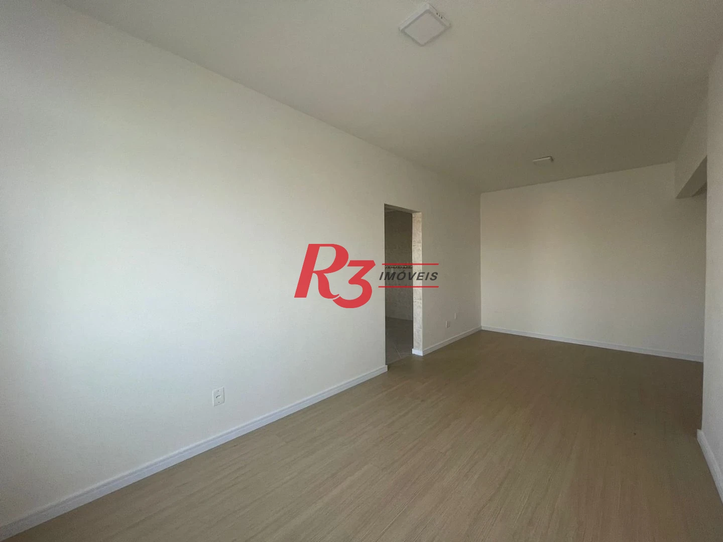 Apartamento com 2 dormitórios à venda, 76 m² por R$ 350.000,00 - Estuário - Santos/SP