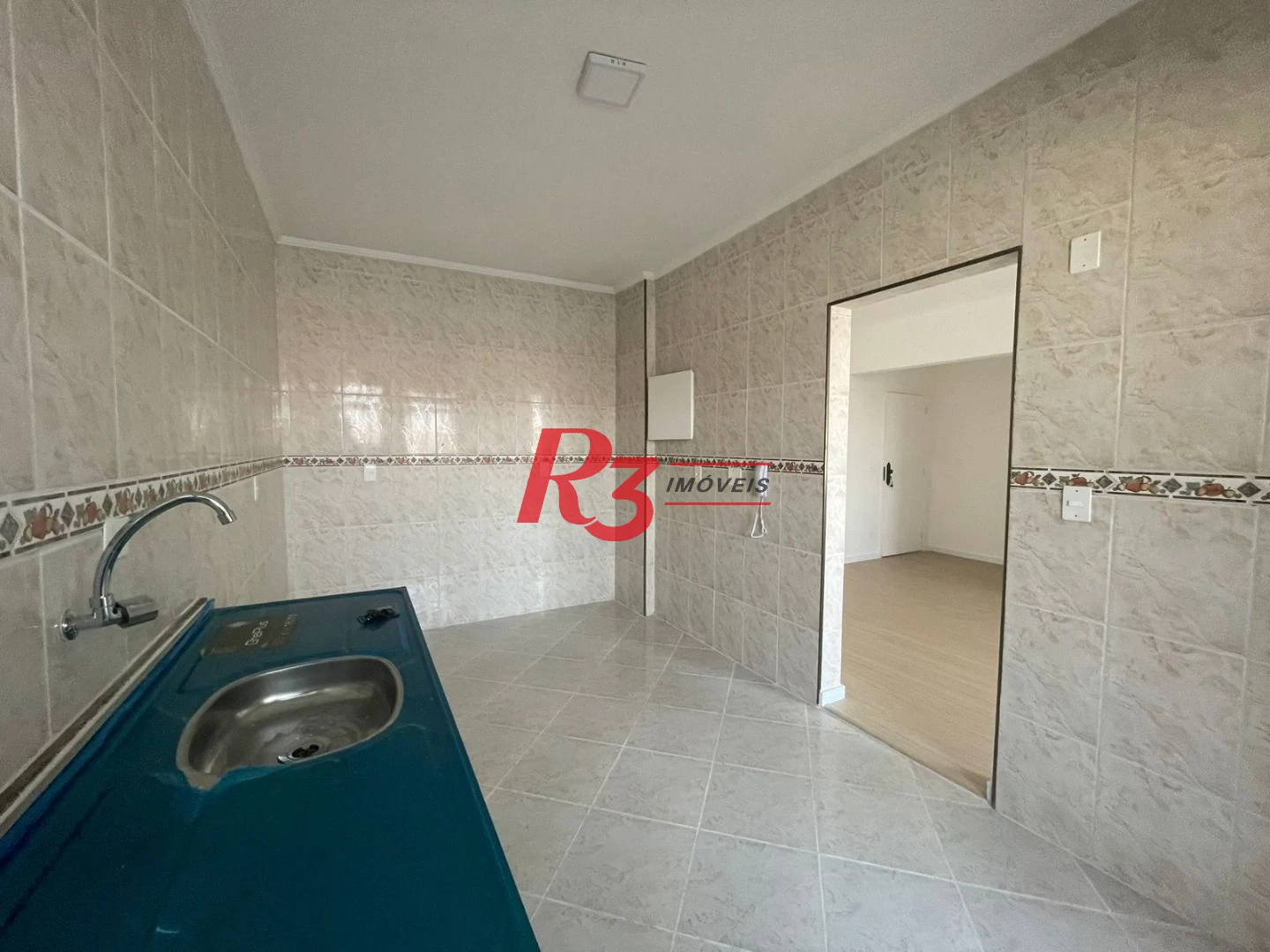 Apartamento com 2 dormitórios à venda, 76 m² por R$ 350.000,00 - Estuário - Santos/SP