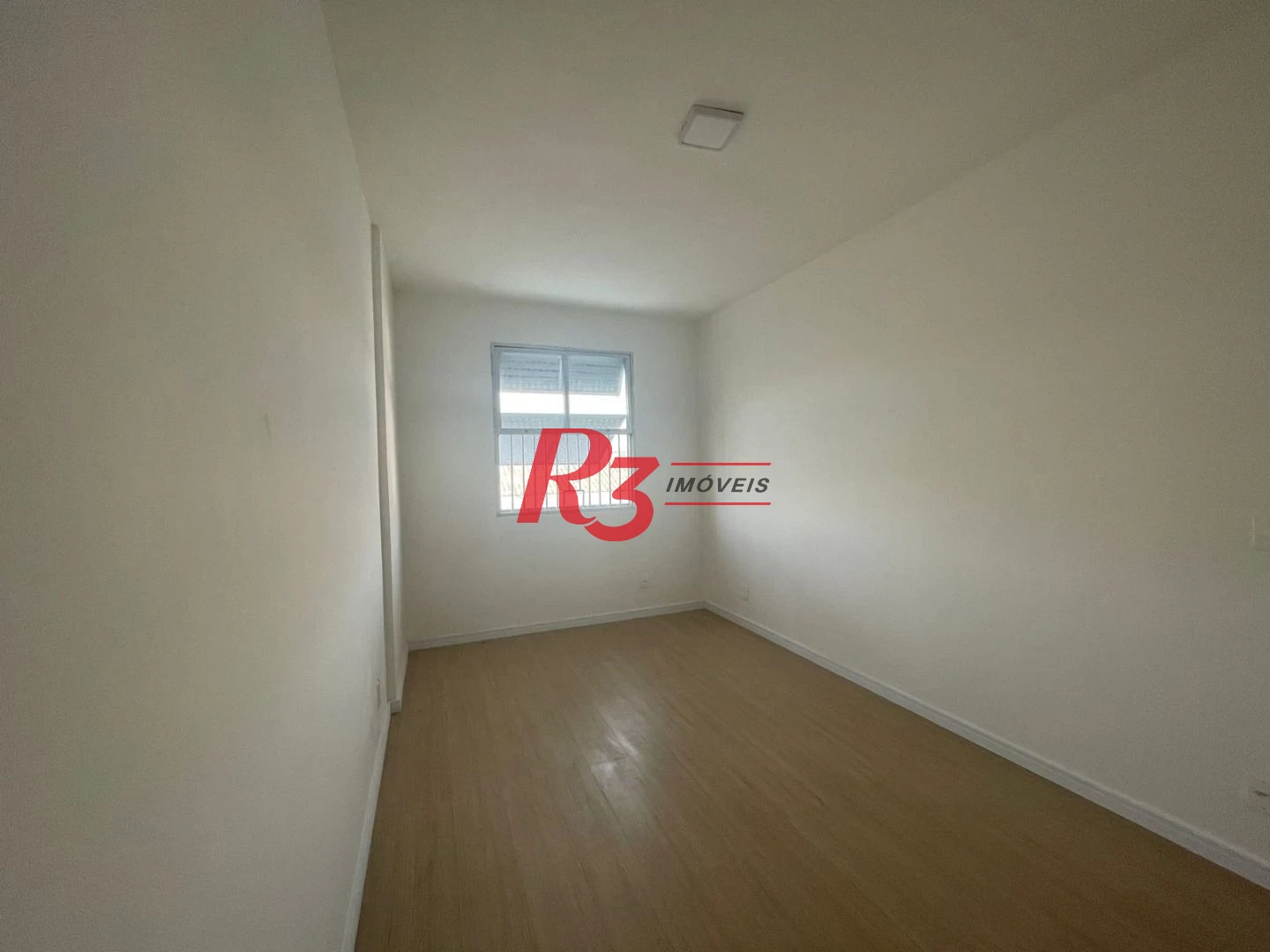 Apartamento com 2 dormitórios à venda, 76 m² por R$ 350.000,00 - Estuário - Santos/SP