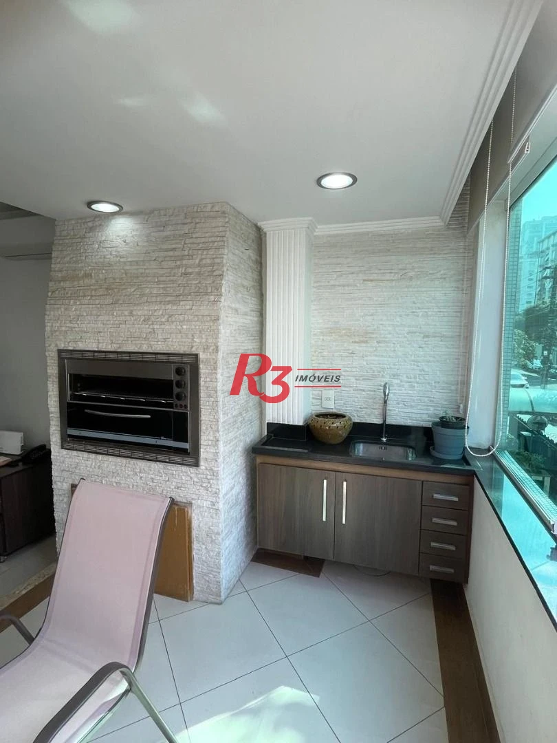 Boqueirão - 1 vaga  - Apartartamento de 2 dormitórios( atualmente revertido para 1 ) totalmente reformado - com planejados e churrasqueira