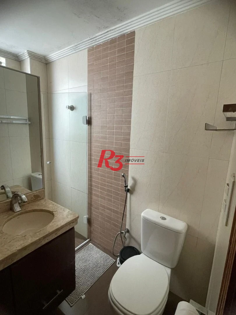 Boqueirão - 1 vaga  - Apartartamento de 2 dormitórios( atualmente revertido para 1 ) totalmente reformado - com planejados e churrasqueira