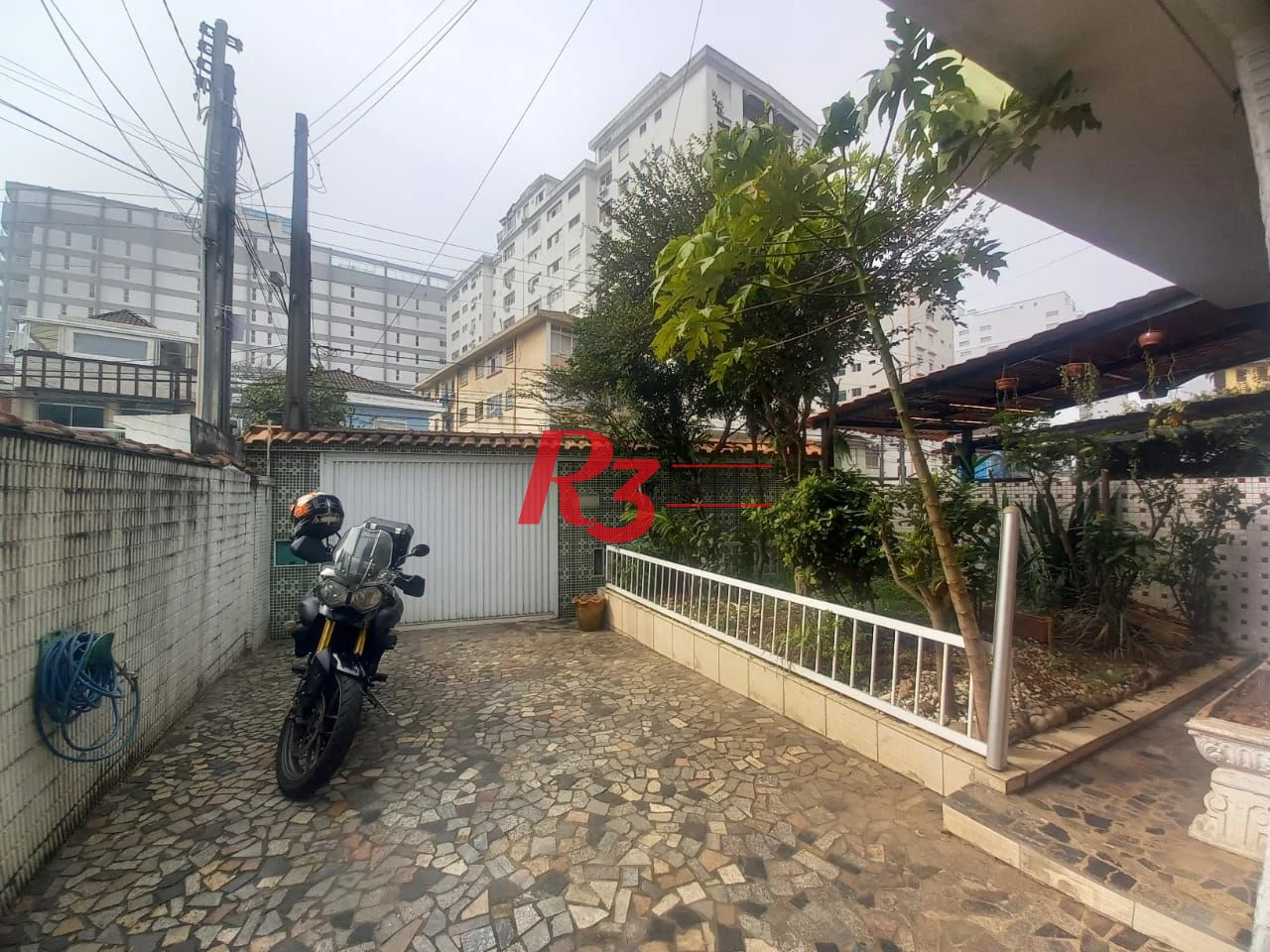 Sobrado para alugar, 227 m² por R$ 12.000,00/mês - Boqueirão - Santos/SP