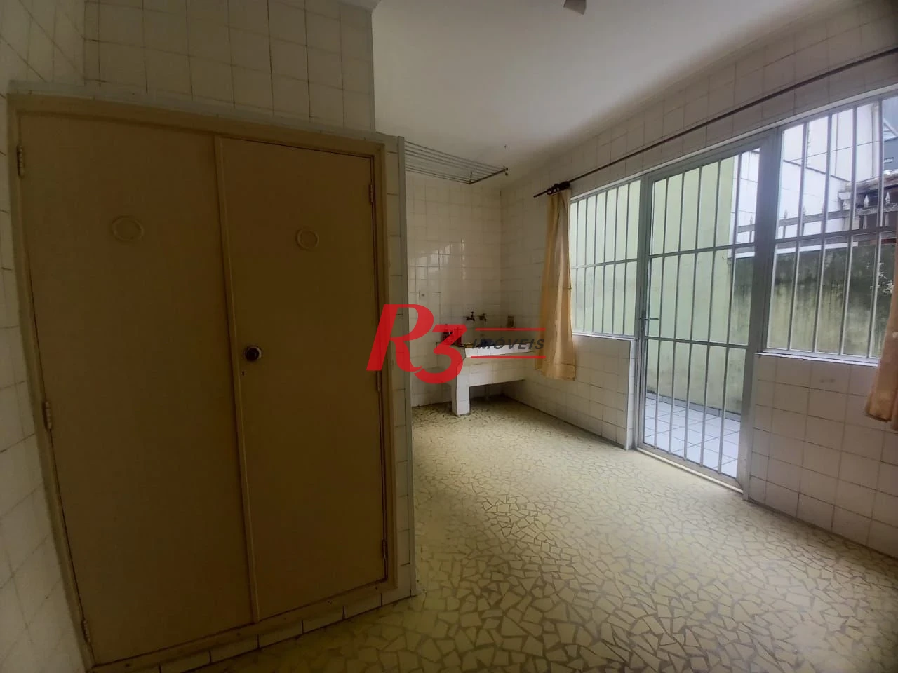 Sobrado para alugar, 227 m² por R$ 12.000,00/mês - Boqueirão - Santos/SP