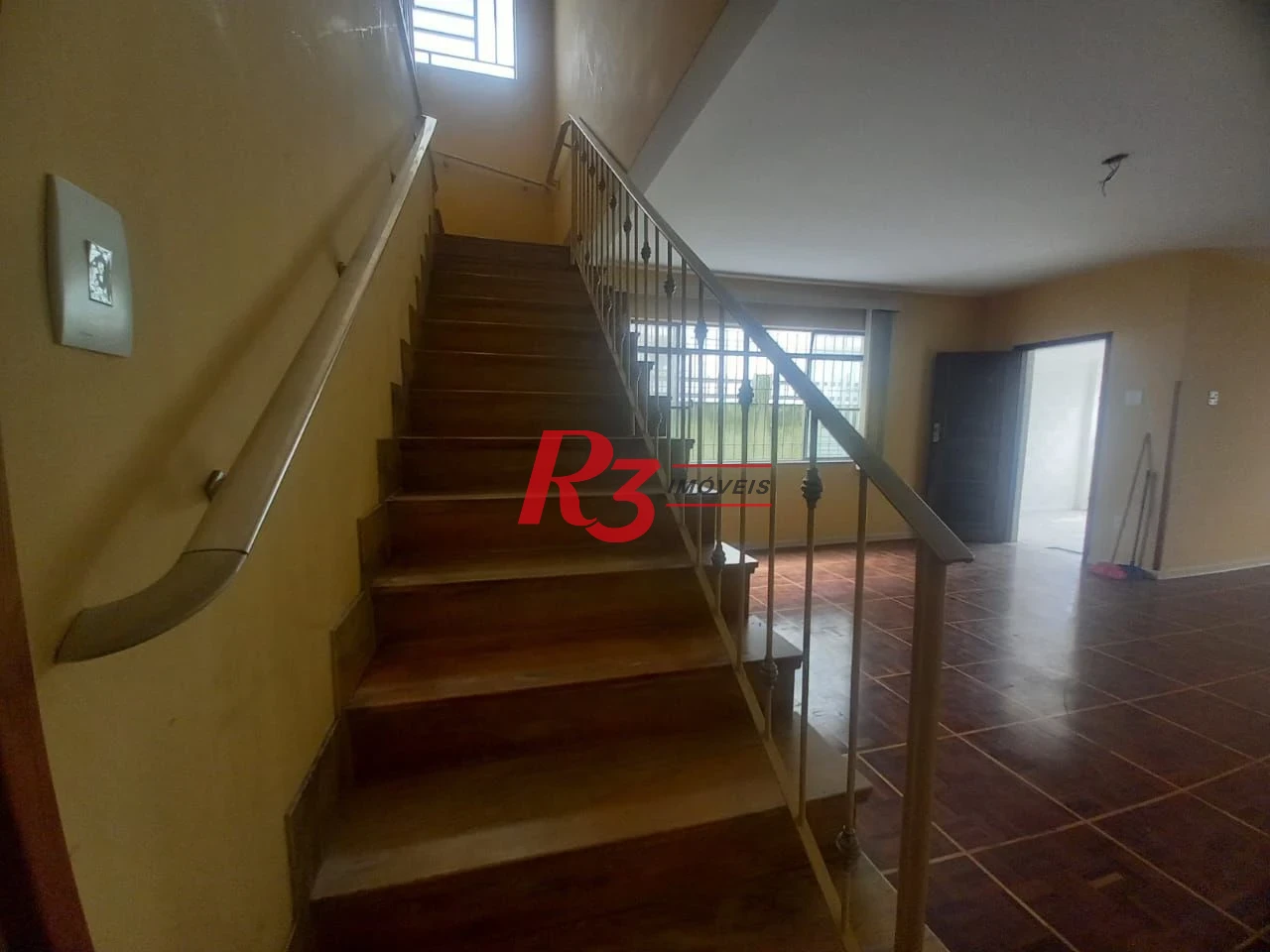 Sobrado para alugar, 227 m² por R$ 12.000,00/mês - Boqueirão - Santos/SP