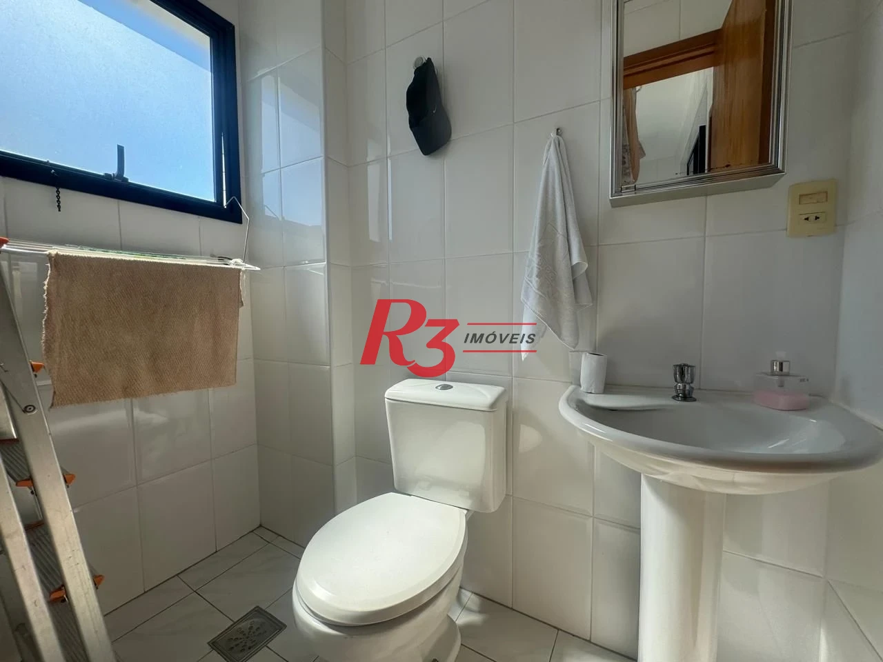 Apartamento com 3 dormitórios à venda, 160 m² por R$ 1.200.000,00 - Ponta da Praia - Santos/SP