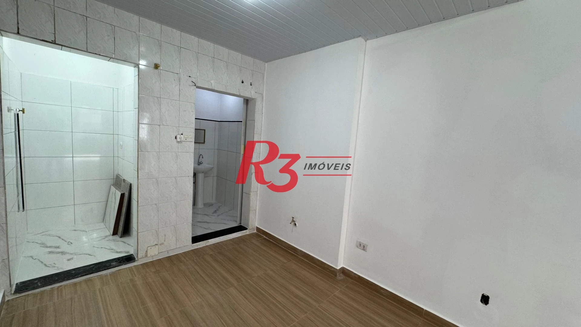 Loja para alugar, 30 m² - Gonzaga - Santos/SP
