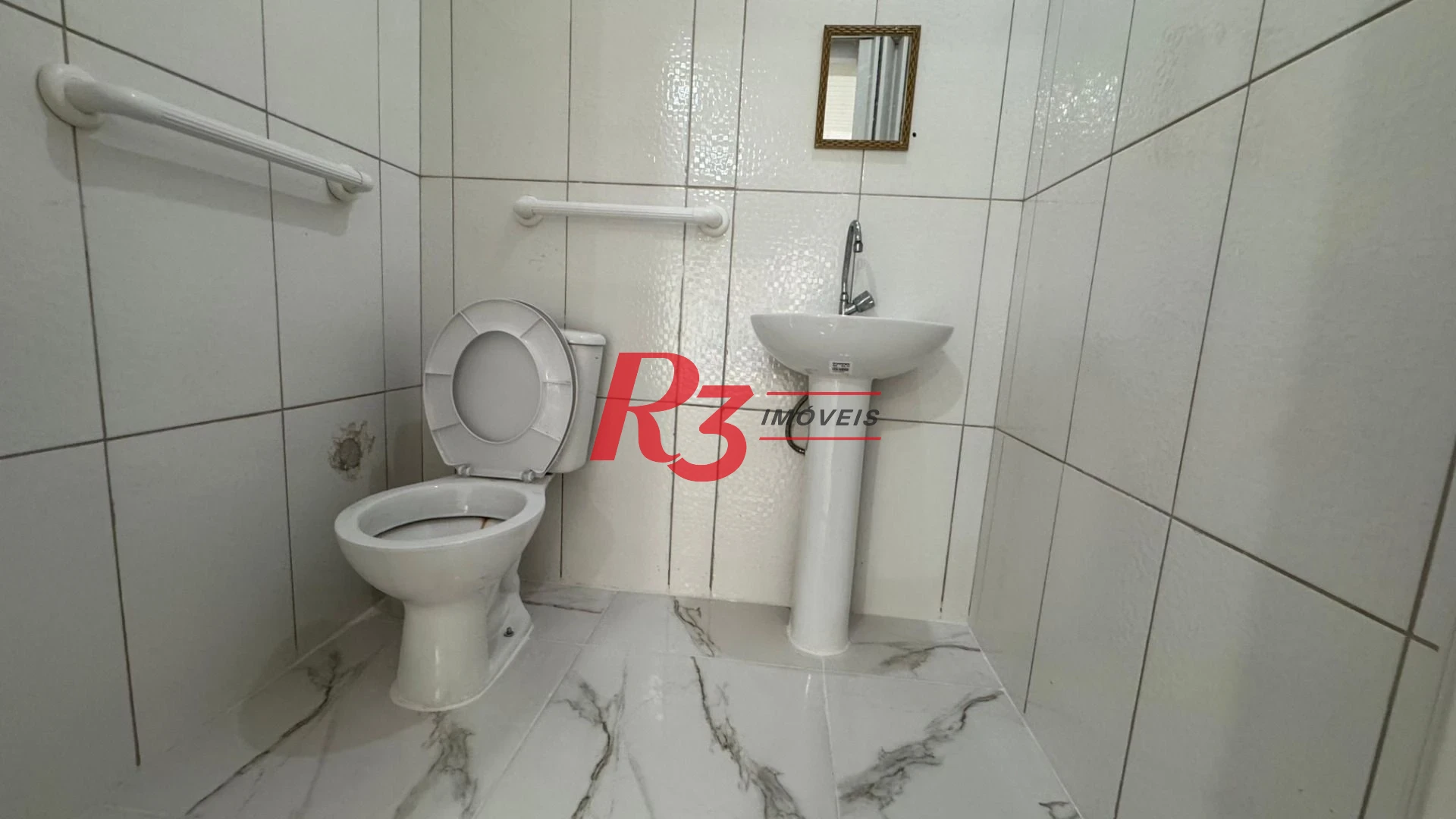 Loja para alugar, 30 m² - Gonzaga - Santos/SP