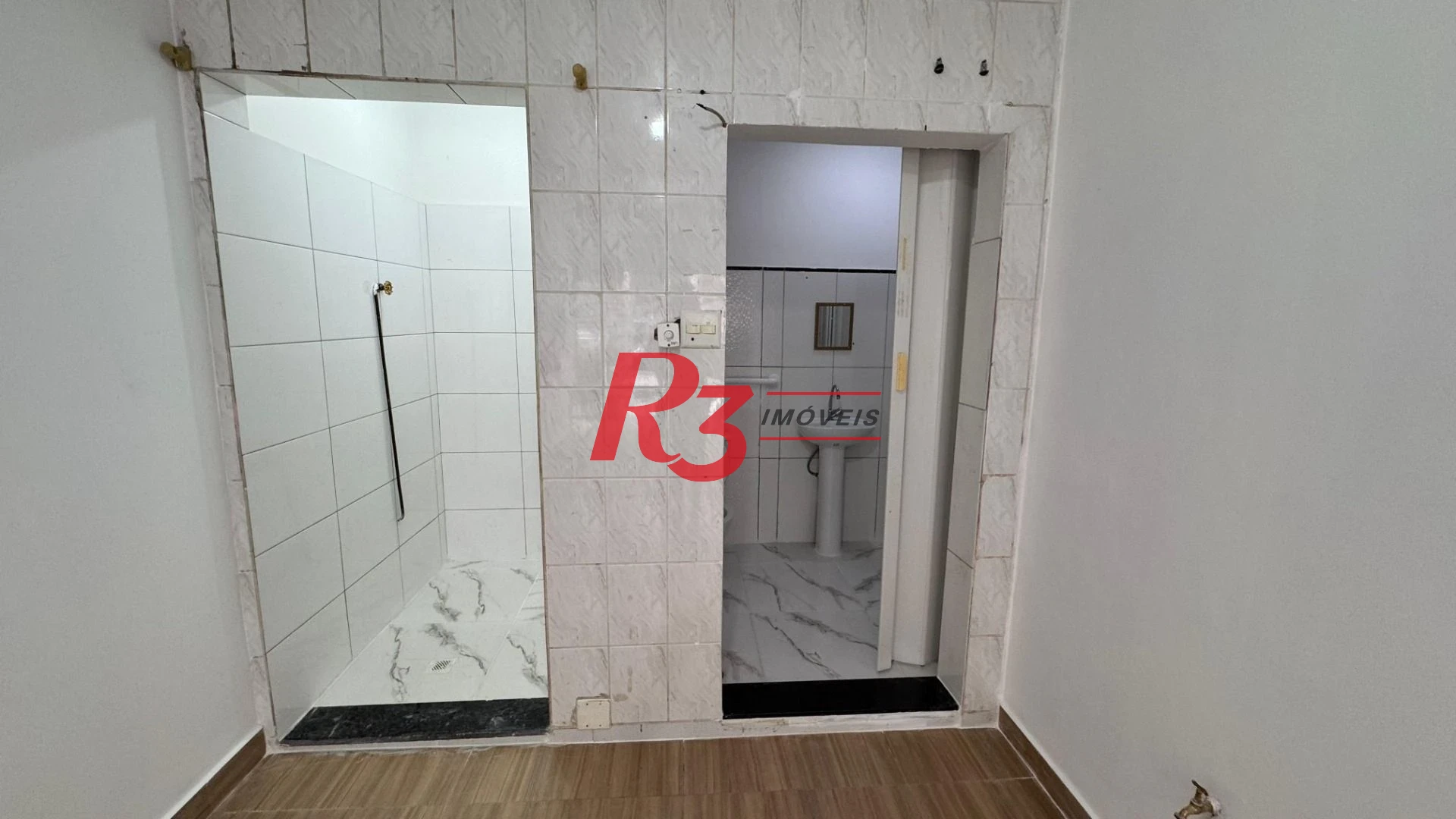 Loja para alugar, 30 m² - Gonzaga - Santos/SP