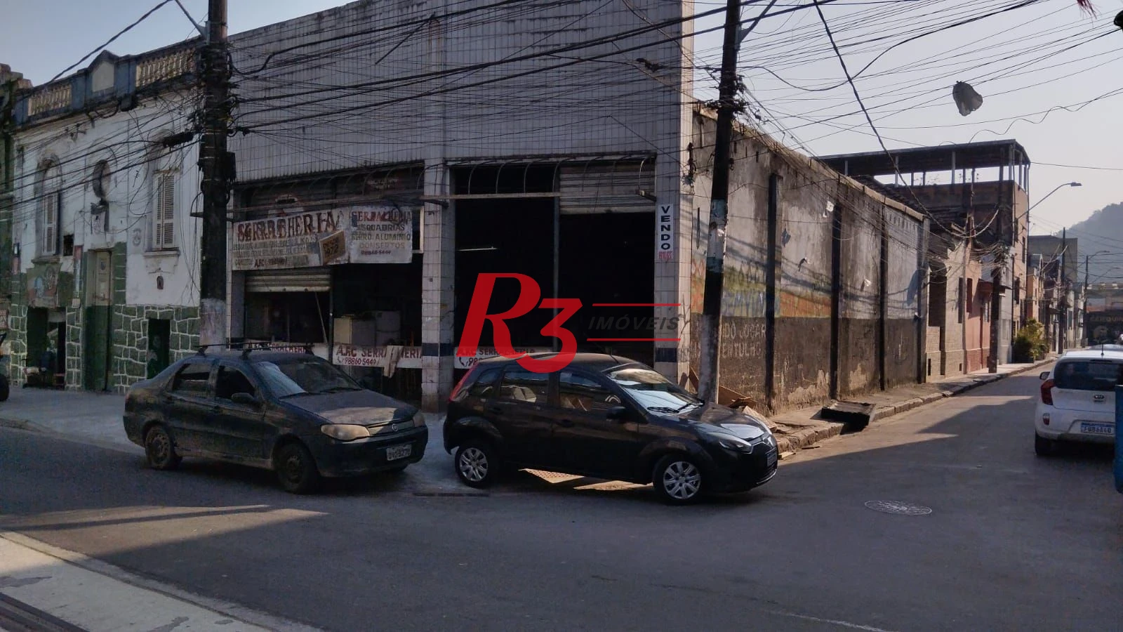 Galpão à venda, 170 m² por R$ 350.000,00 - Paquetá - Santos/SP