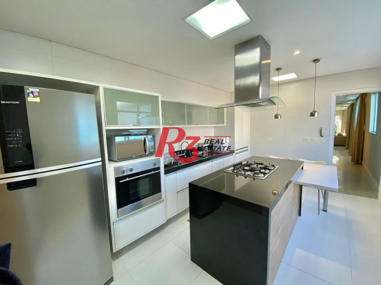Casa com 3 dormitórios à venda, 300 m² por R$ 2.350.000,00 - Embaré - Santos/SP