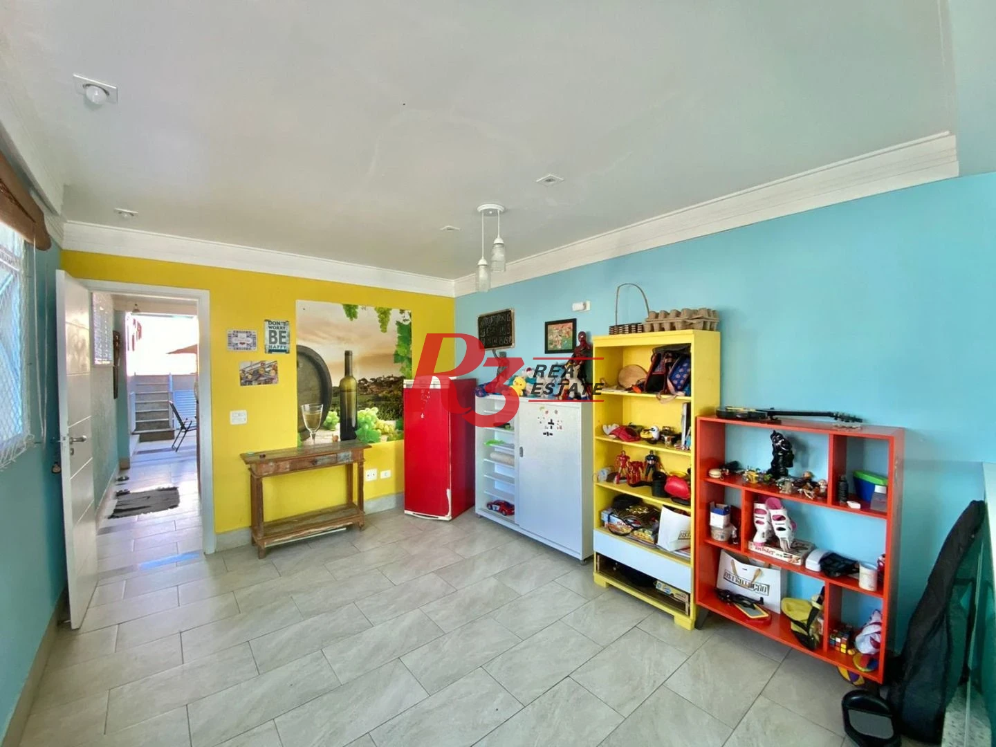 Casa com 3 dormitórios à venda, 300 m² por R$ 2.350.000,00 - Embaré - Santos/SP