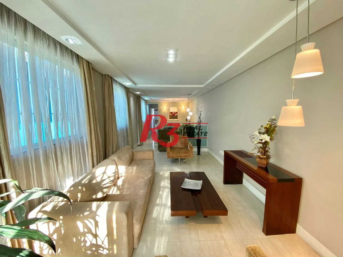 Casa com 3 dormitórios à venda, 300 m² por R$ 2.350.000,00 - Embaré - Santos/SP