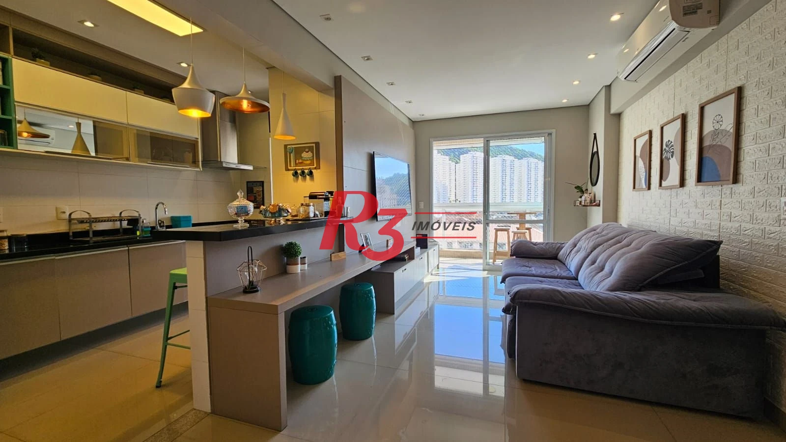 Apartamento com 2 dormitórios à venda, 85 m² por R$ 929.000,00 - Marapé - Santos/SP