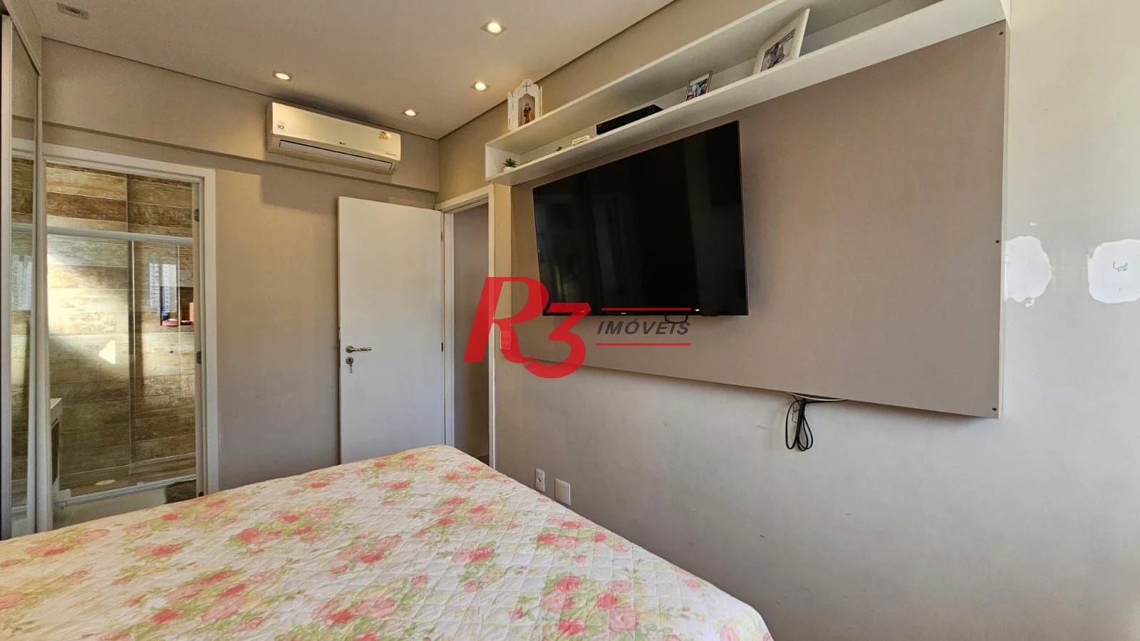 Apartamento com 2 dormitórios à venda, 85 m² por R$ 929.000,00 - Marapé - Santos/SP
