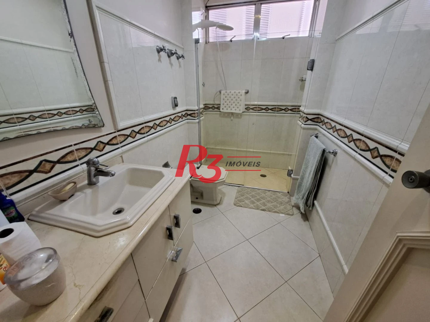 Apartamento com 3 dormitórios à venda, 296 m² por R$ 1.610.000,00 - Gonzaga - Santos/SP