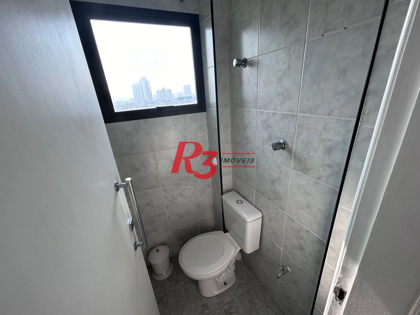 Sala, 46 m² - venda por R$ 280.000,00 ou aluguel por R$ 2.800,00/mês - Macuco - Santos/SP