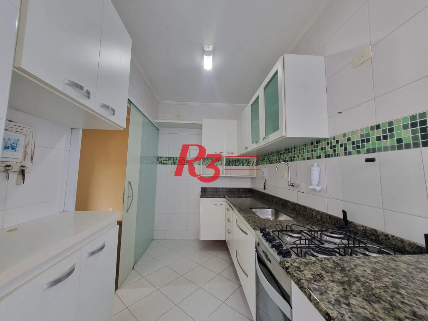 Apartamento com 2 dormitórios à venda, 80 m² por R$ 417.000,00 - Boqueirão - Santos/SP