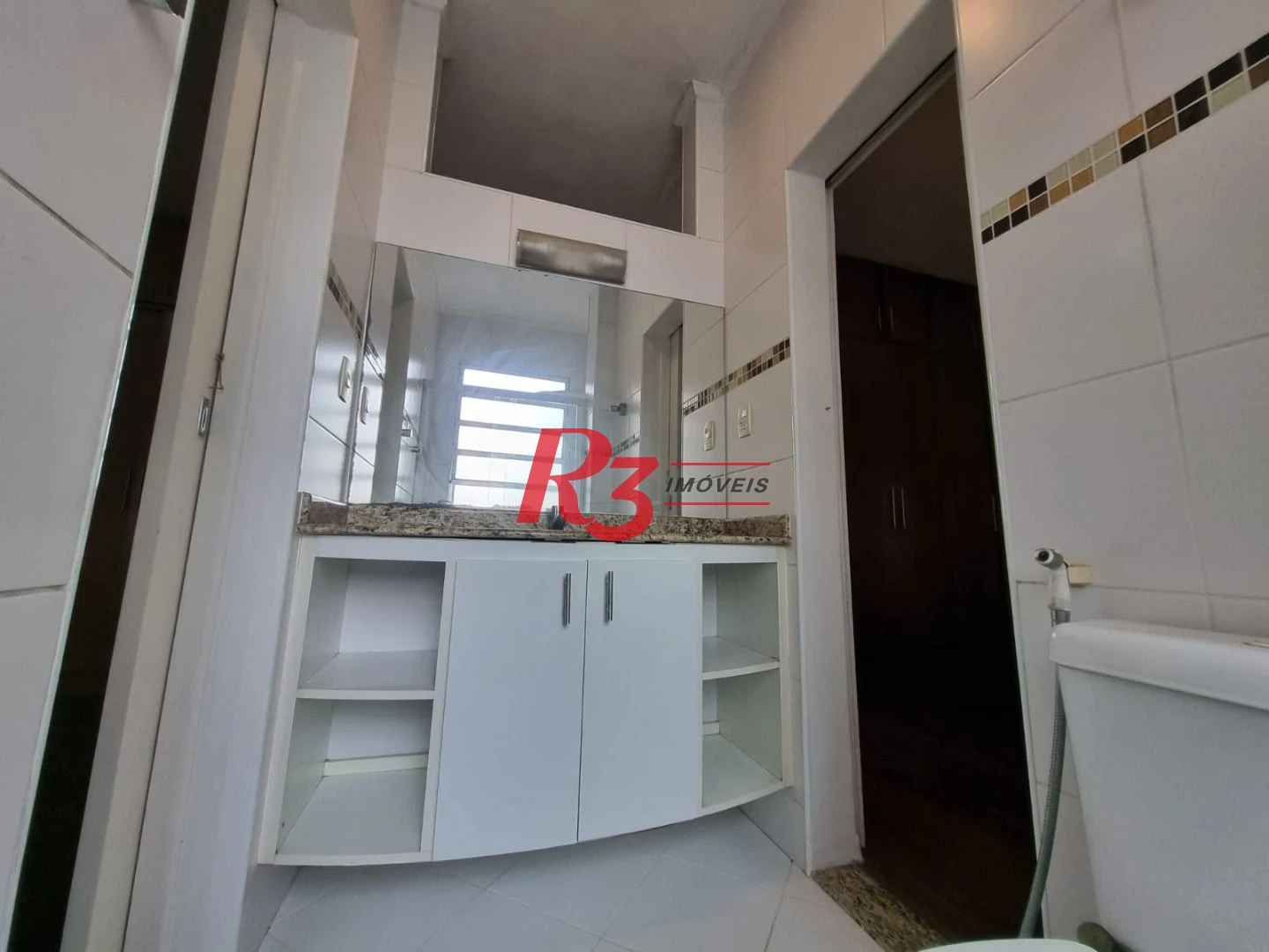 Apartamento com 2 dormitórios à venda, 80 m² por R$ 417.000,00 - Boqueirão - Santos/SP