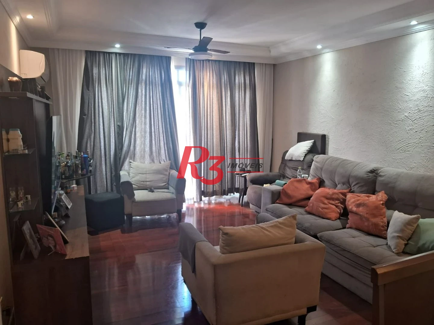 Apartamento com 3 dormitórios à venda, 110 m² por R$ 680.000,00 - Campo Grande - Santos/SP