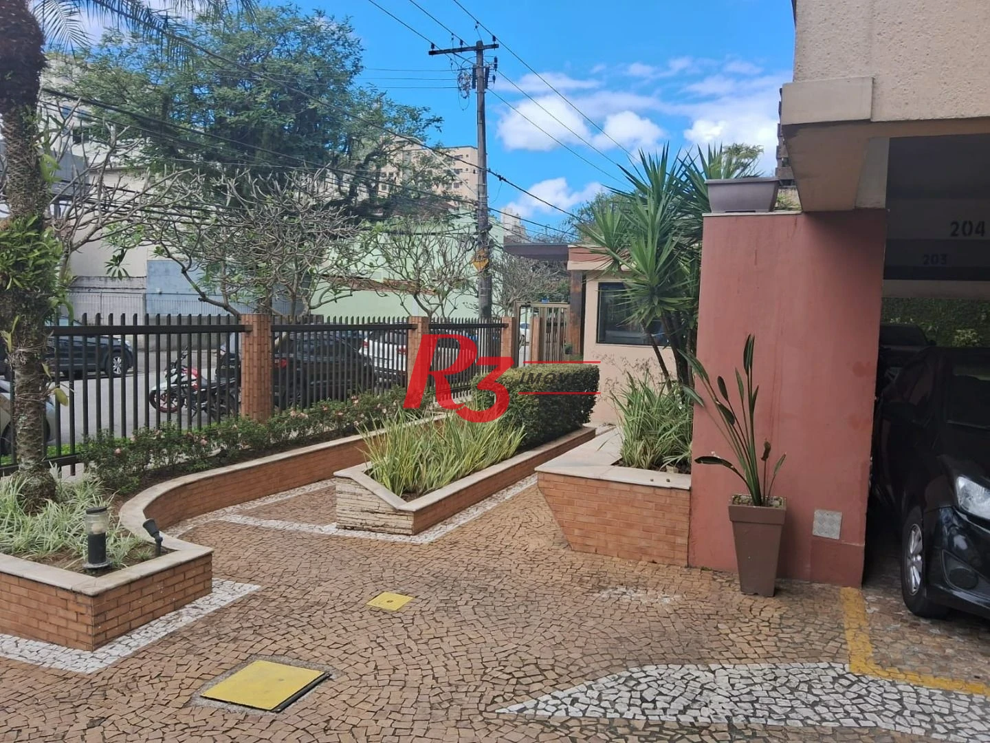 Apartamento com 3 dormitórios à venda, 110 m² por R$ 680.000,00 - Campo Grande - Santos/SP