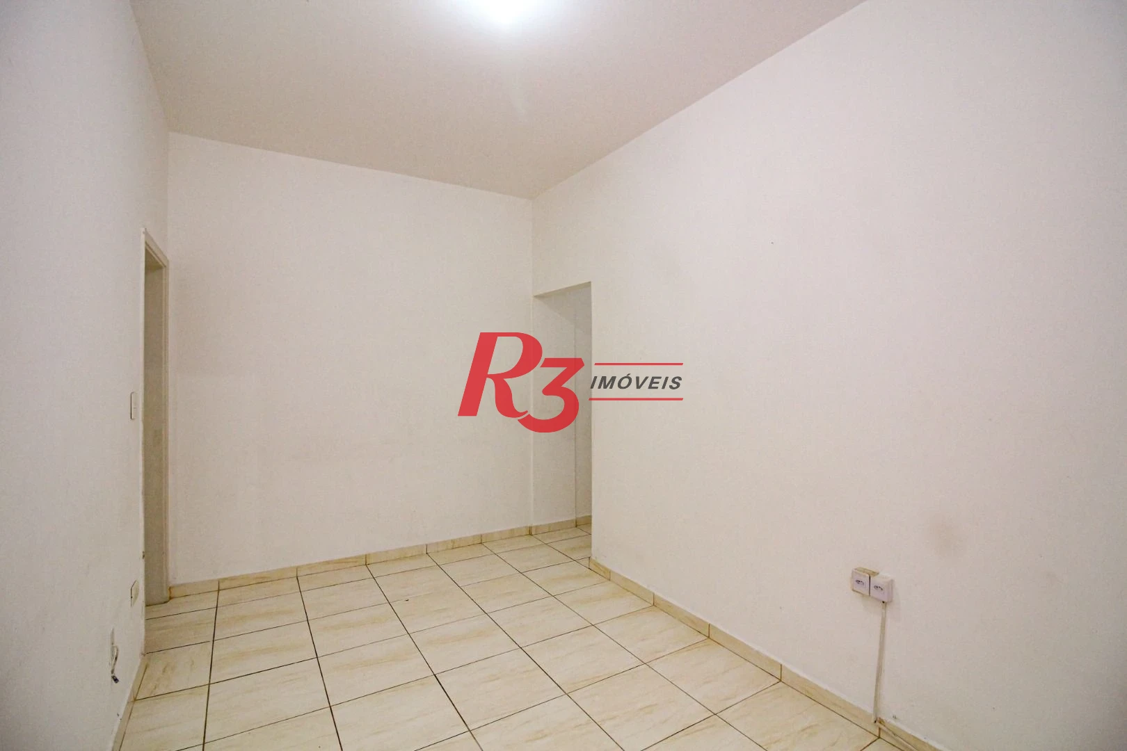 Apartamento com 2 dormitórios à venda, 70 m² por R$ 290.000,00 - José Menino - Santos/SP