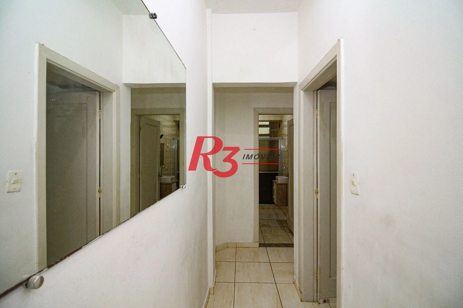 Apartamento com 2 dormitórios à venda, 70 m² por R$ 290.000,00 - José Menino - Santos/SP