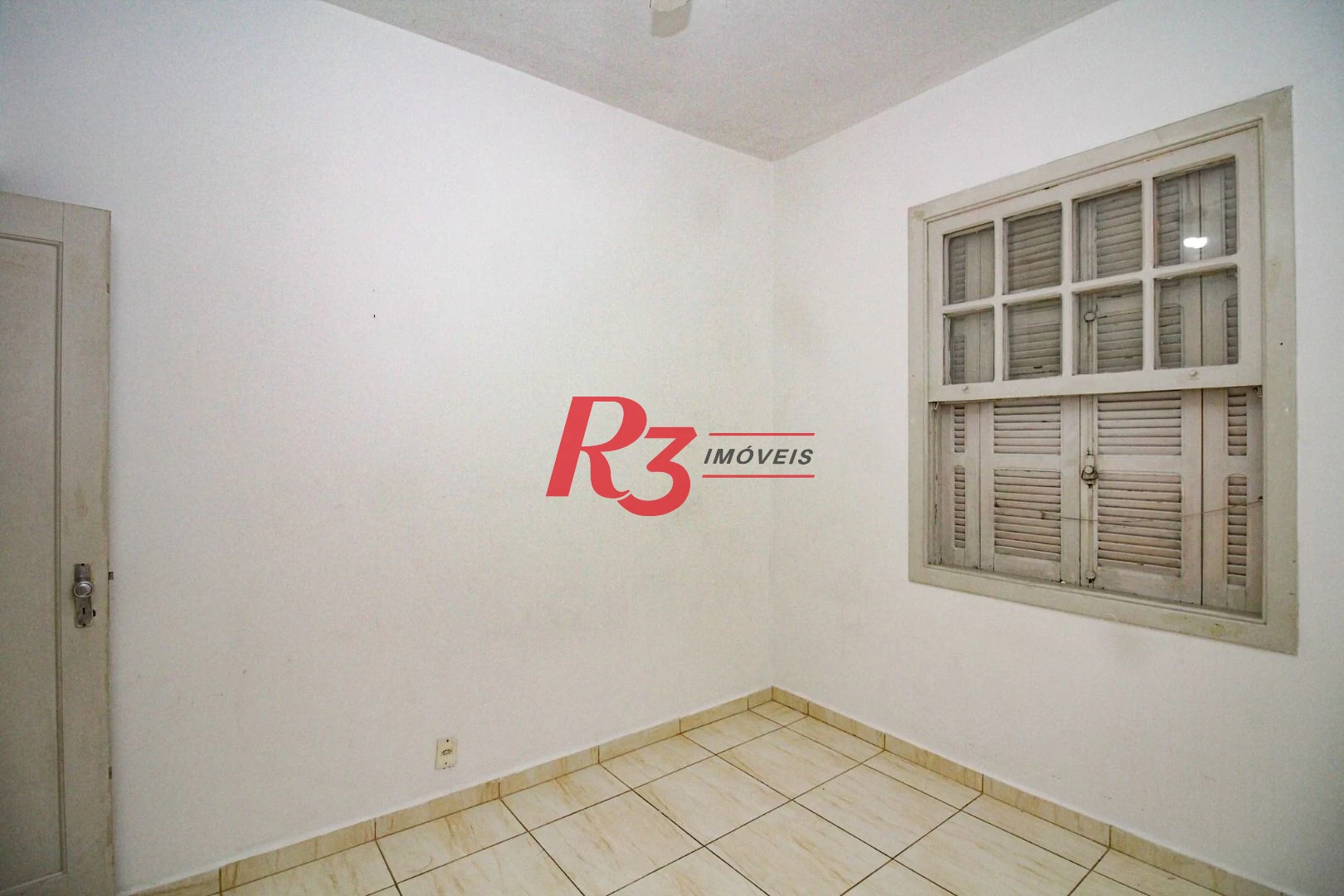 Apartamento com 2 dormitórios à venda, 70 m² por R$ 290.000,00 - José Menino - Santos/SP