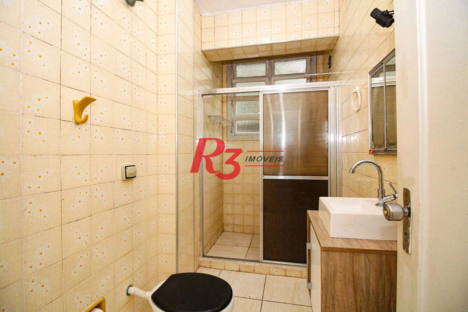 Apartamento com 2 dormitórios à venda, 70 m² por R$ 290.000,00 - José Menino - Santos/SP