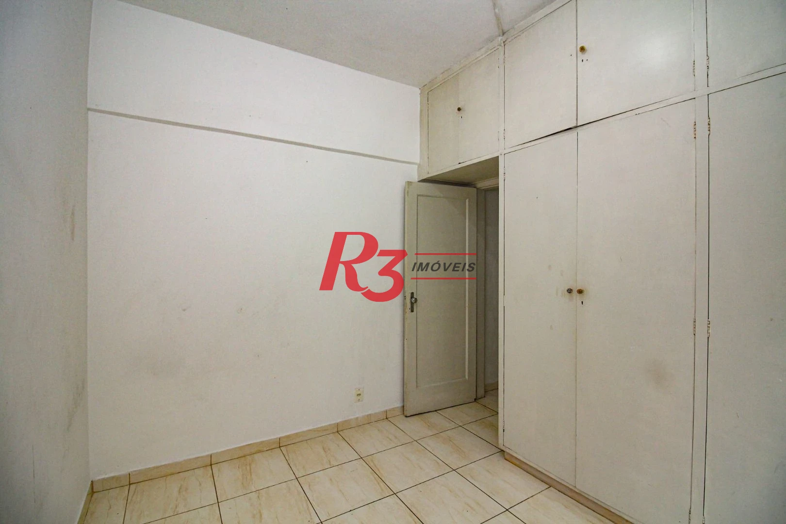 Apartamento com 2 dormitórios à venda, 70 m² por R$ 290.000,00 - José Menino - Santos/SP