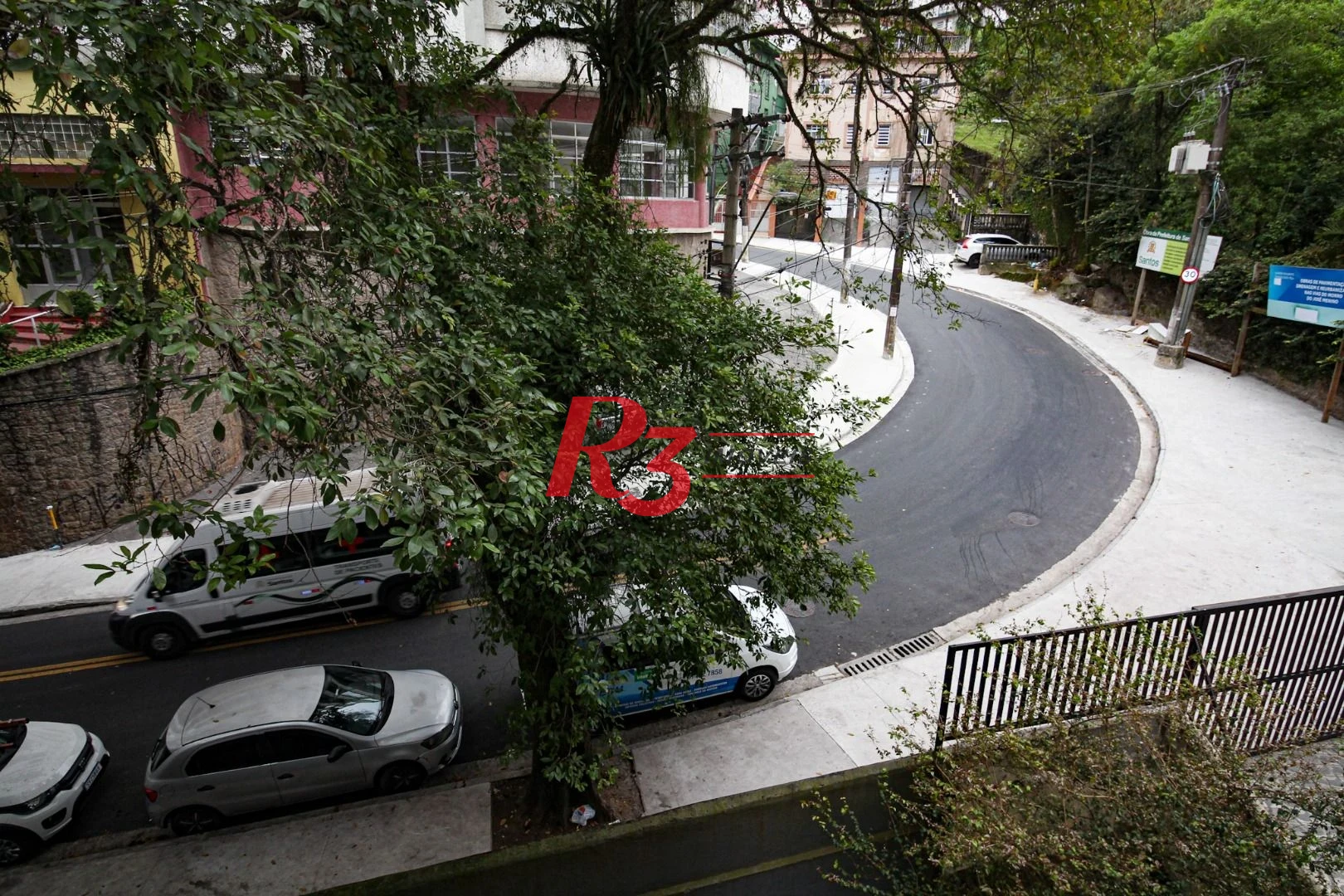 Apartamento com 2 dormitórios à venda, 70 m² por R$ 290.000,00 - José Menino - Santos/SP