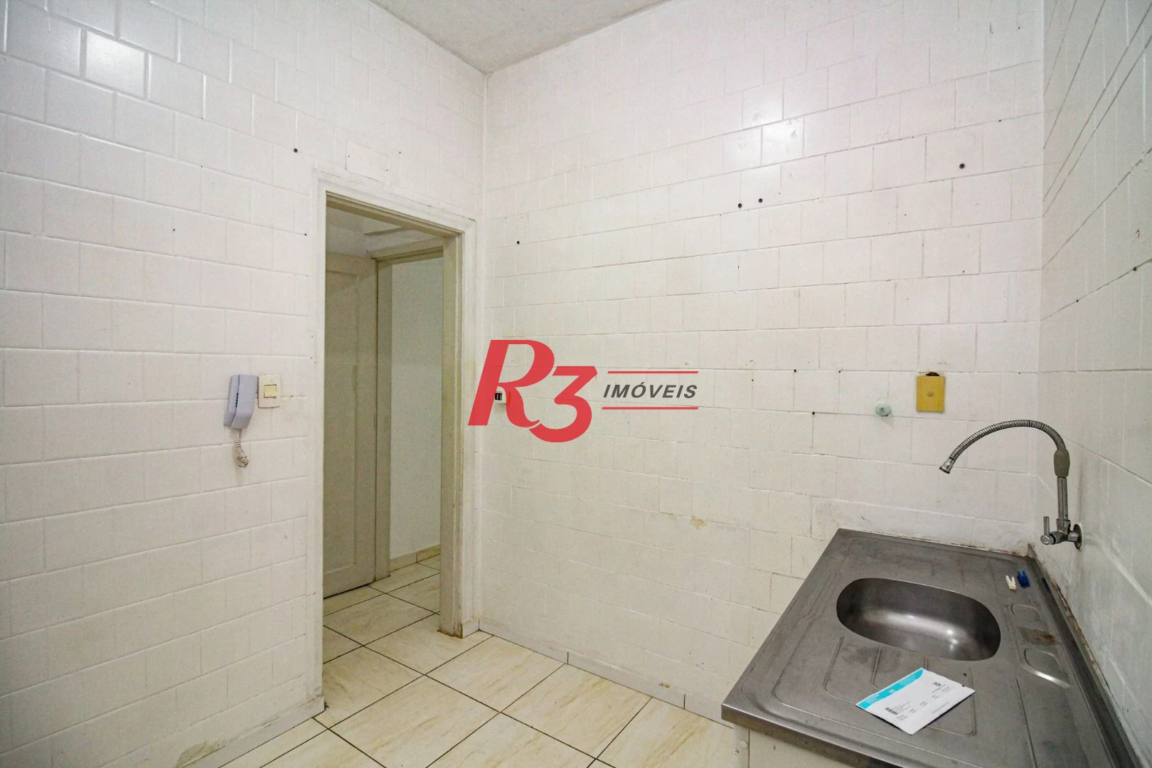 Apartamento com 2 dormitórios à venda, 70 m² por R$ 290.000,00 - José Menino - Santos/SP