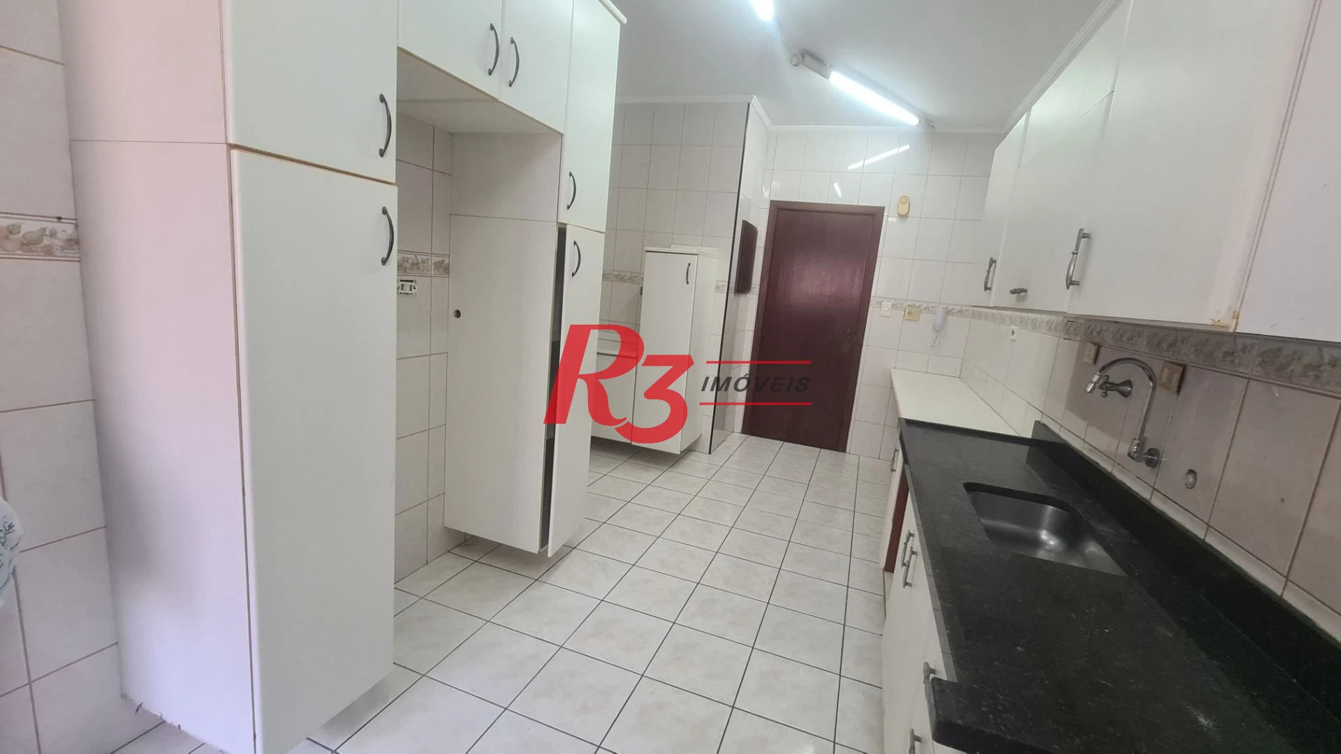 Apartamento com 2 dormitórios à venda, 91 m² por R$ 590.000,00 - Campo Grande - Santos/SP