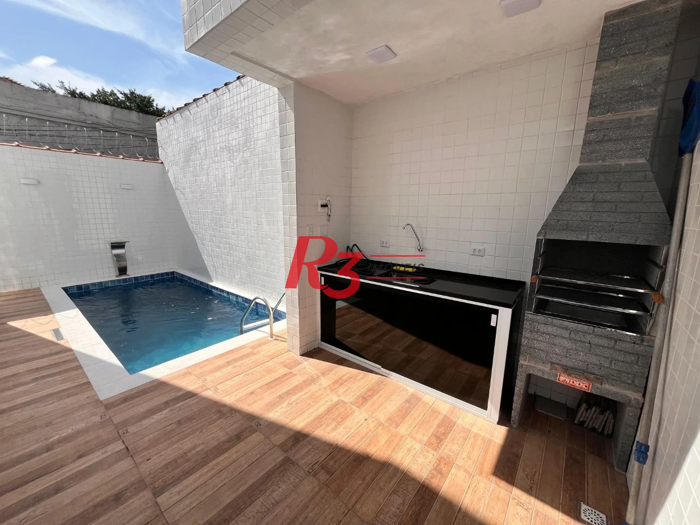 Casa com 3 dormitórios à venda, 115 m² por R$ 1.290.000,00 - Embaré - Santos/SP