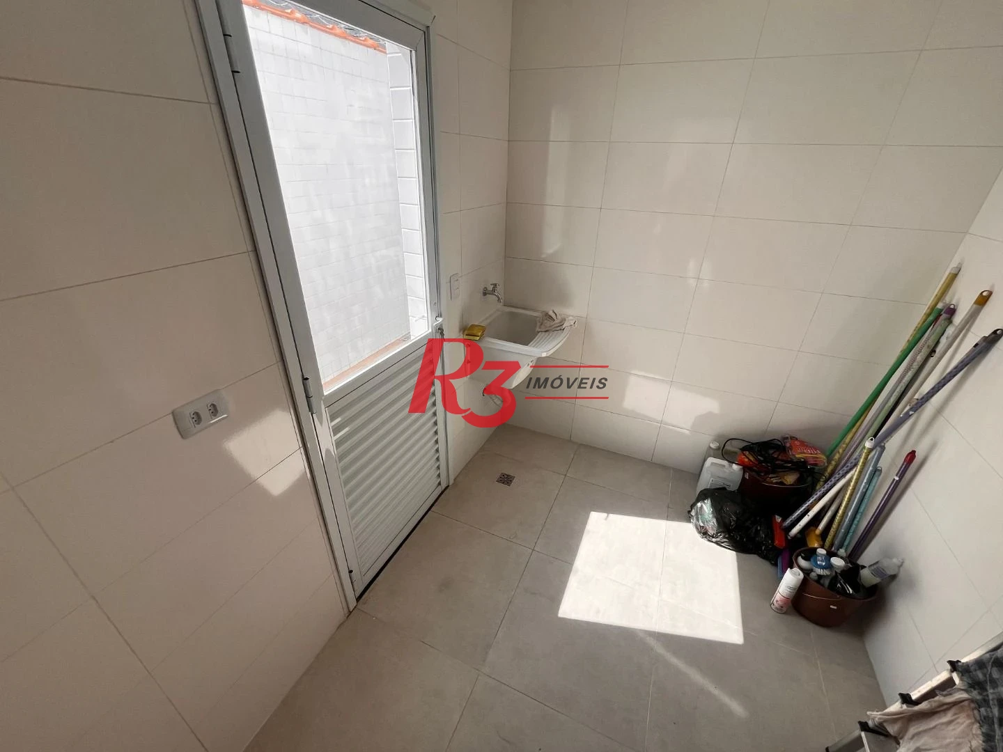 Casa com 3 dormitórios à venda, 115 m² por R$ 1.290.000,00 - Embaré - Santos/SP
