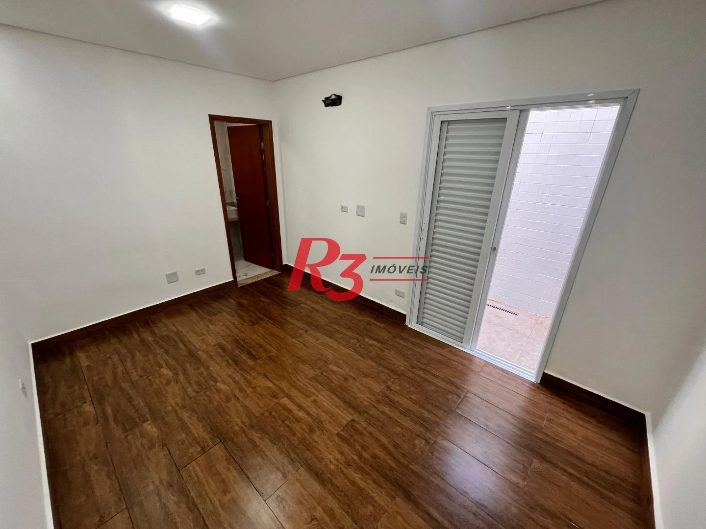 Casa com 3 dormitórios à venda, 115 m² por R$ 1.290.000,00 - Embaré - Santos/SP
