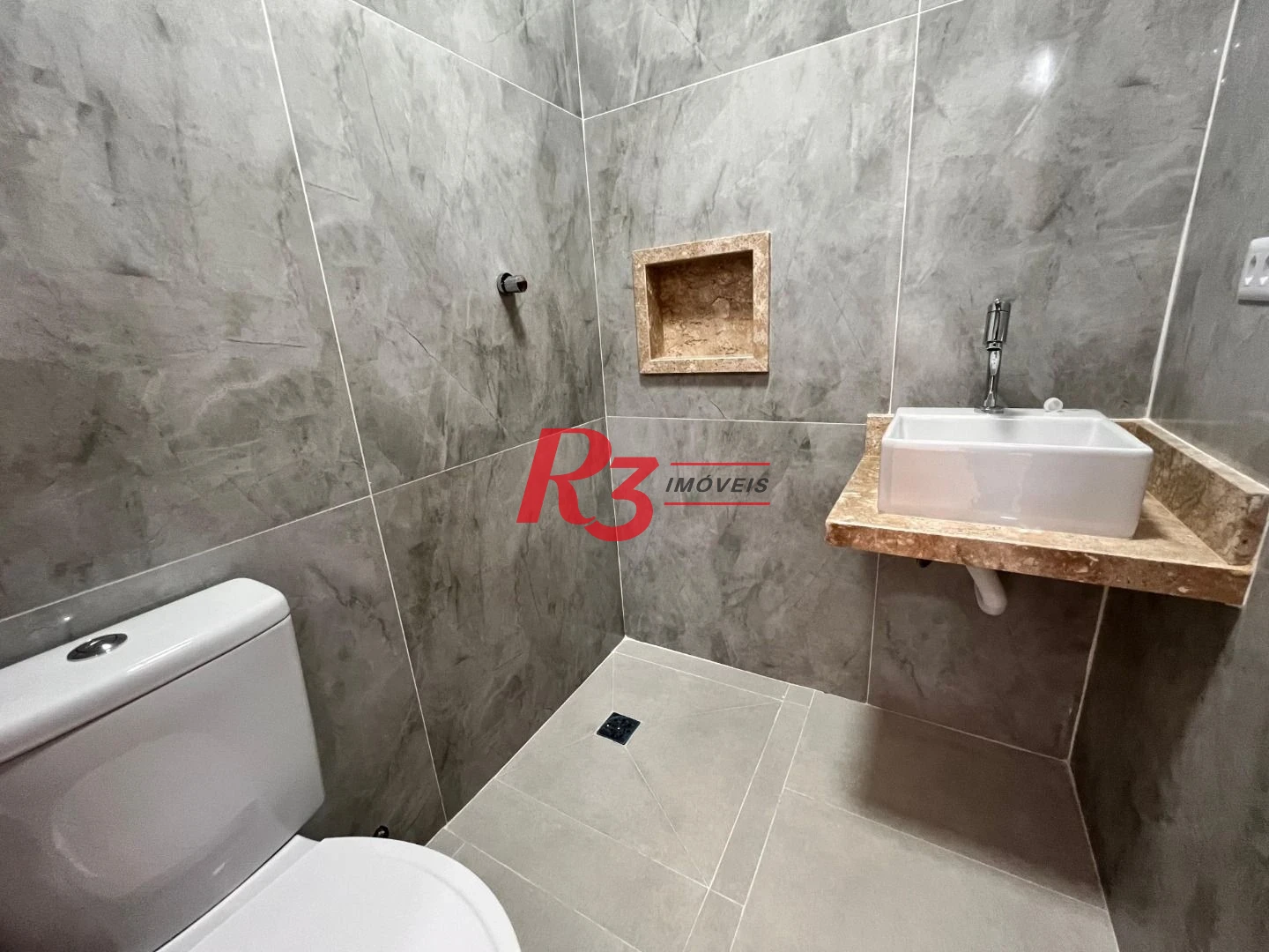 Casa com 3 dormitórios à venda, 115 m² por R$ 1.290.000,00 - Embaré - Santos/SP