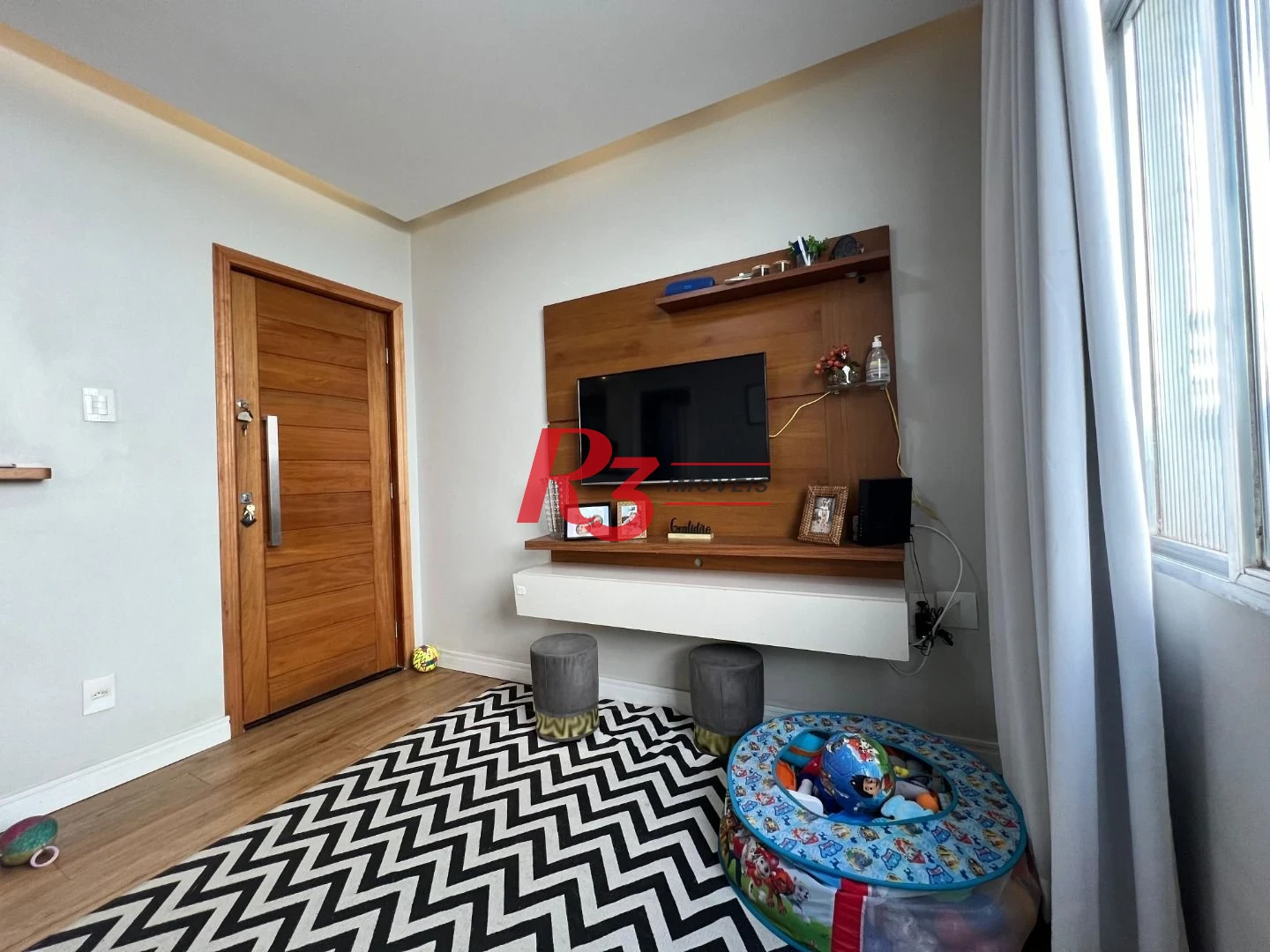 Apartamento com 2 dormitórios à venda, 77 m² por R$ 370.000,00 - Aparecida - Santos/SP