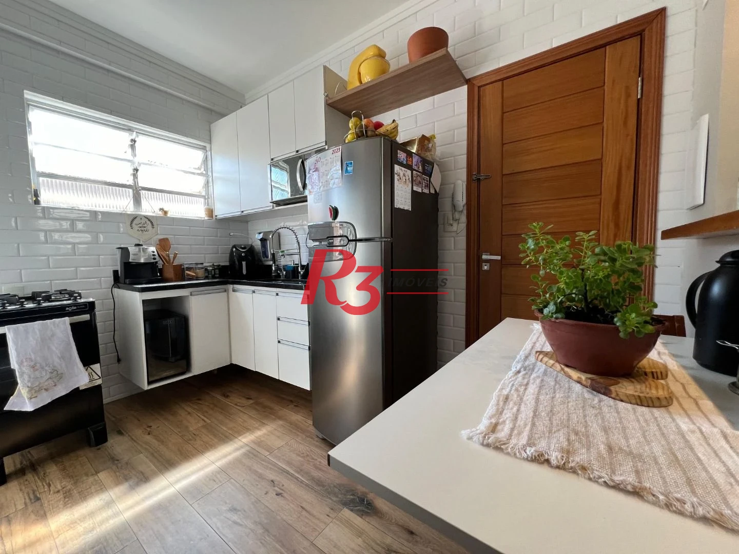 Apartamento com 2 dormitórios à venda, 77 m² por R$ 370.000,00 - Aparecida - Santos/SP