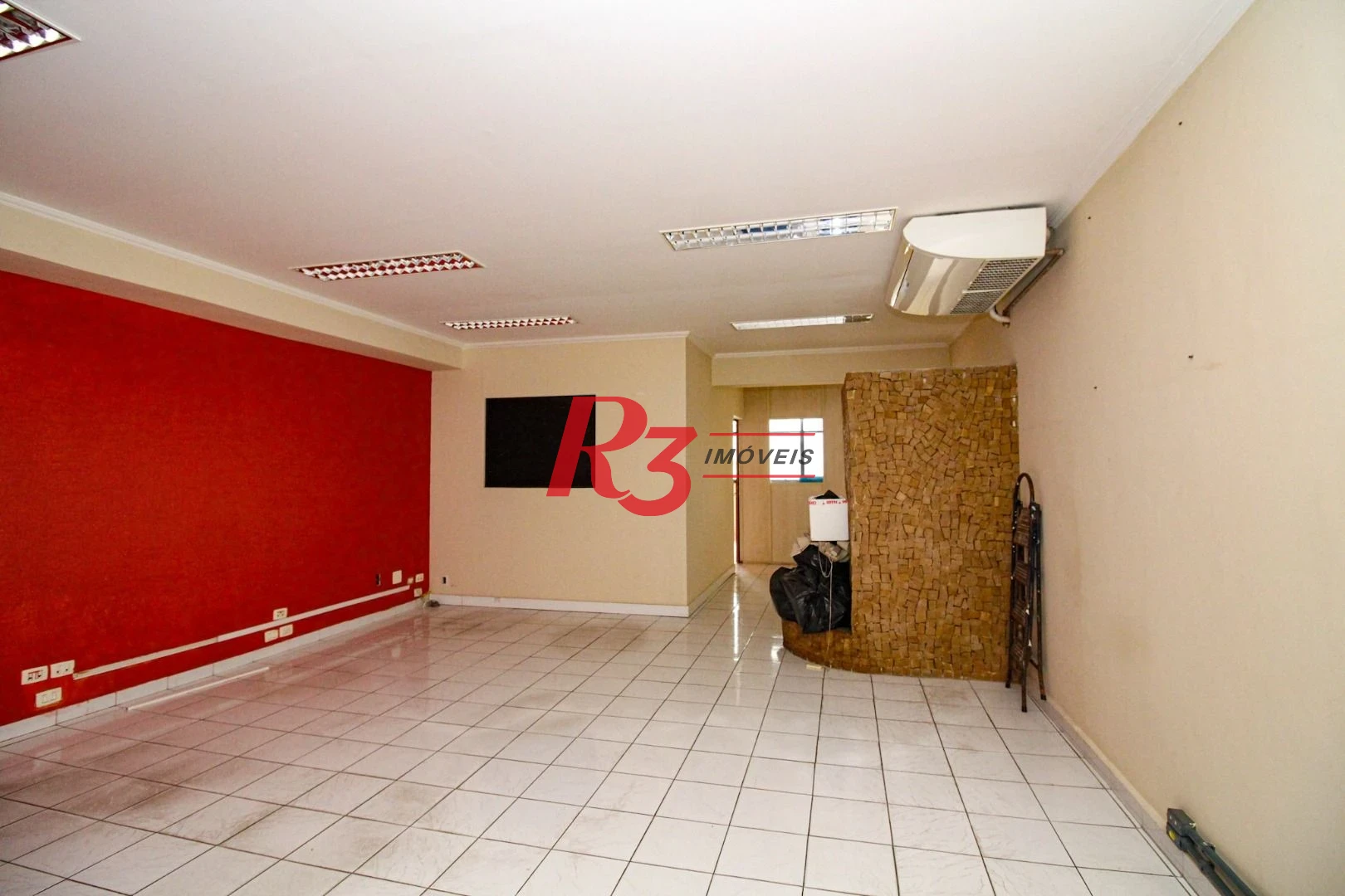 Sala à venda, 83 m² por R$ 288.000,00 - Vila Belmiro - Santos/SP