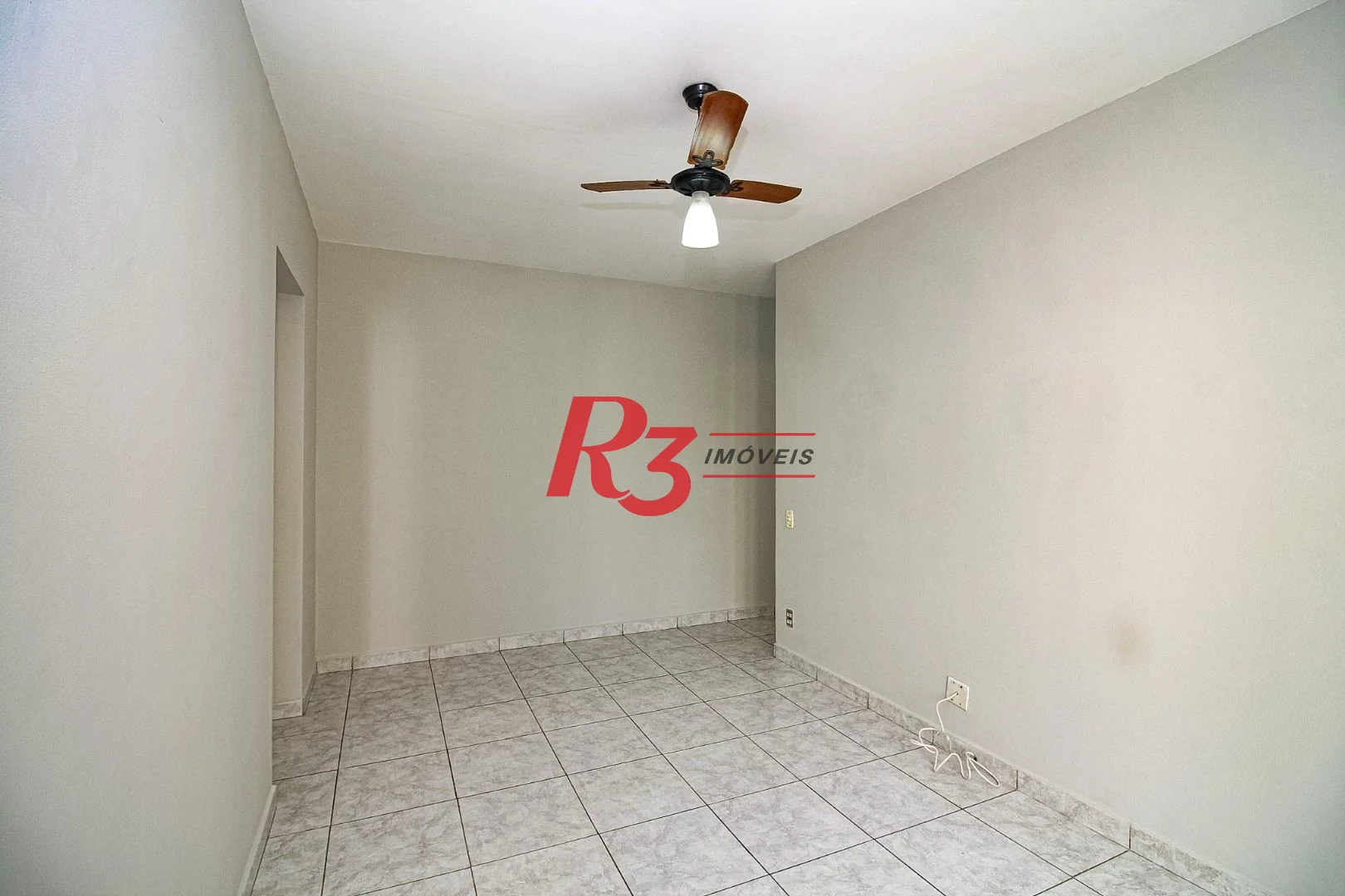 Apartamento com 1 quarto para alugar, 65 m² por R$ 3.870/mês - Boqueirão - Santos/SP