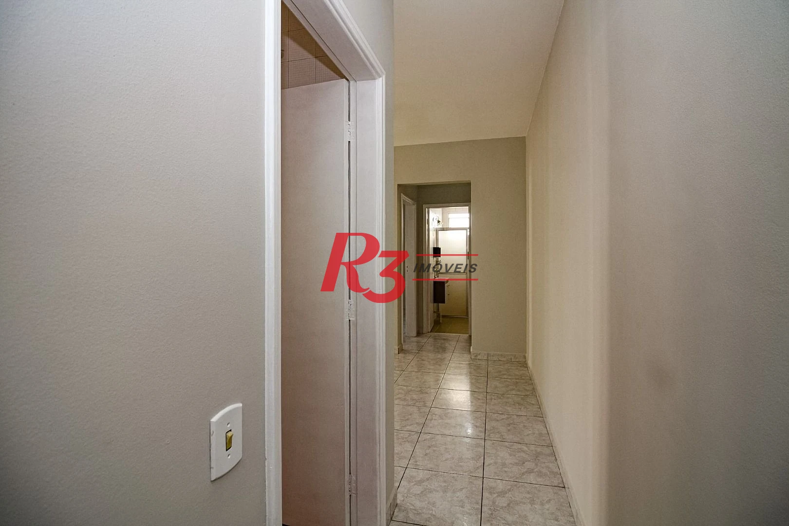 Apartamento com 1 quarto para alugar, 65 m² por R$ 3.870/mês - Boqueirão - Santos/SP