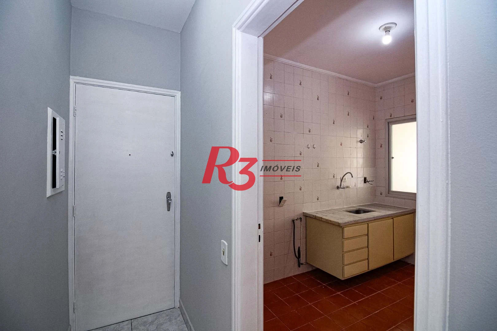Apartamento com 1 quarto para alugar, 65 m² por R$ 3.870/mês - Boqueirão - Santos/SP