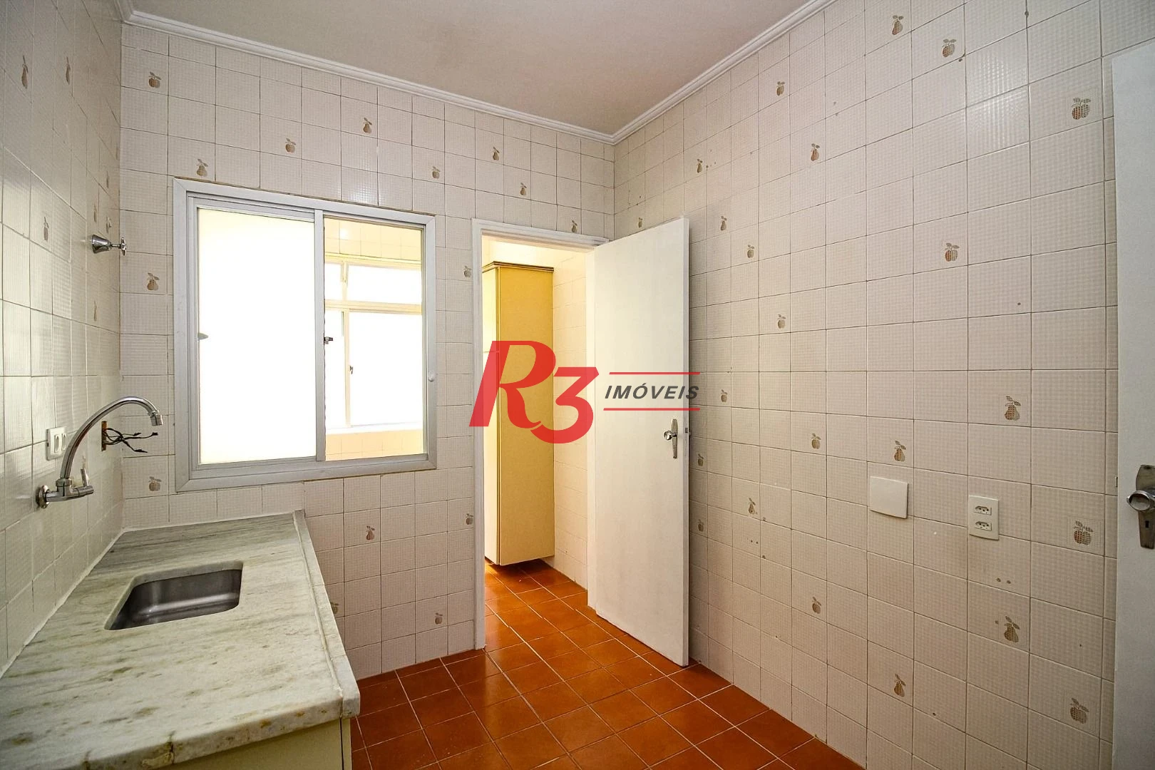 Apartamento com 1 quarto para alugar, 65 m² por R$ 3.870/mês - Boqueirão - Santos/SP