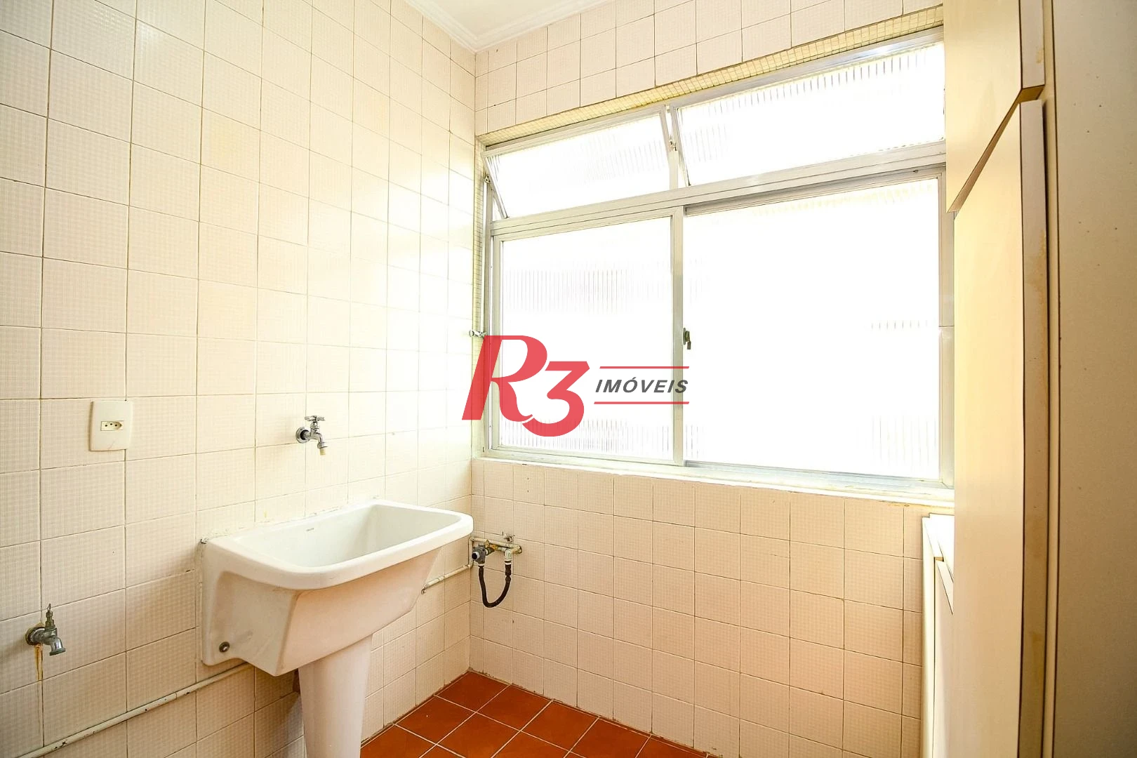 Apartamento com 1 quarto para alugar, 65 m² por R$ 3.870/mês - Boqueirão - Santos/SP