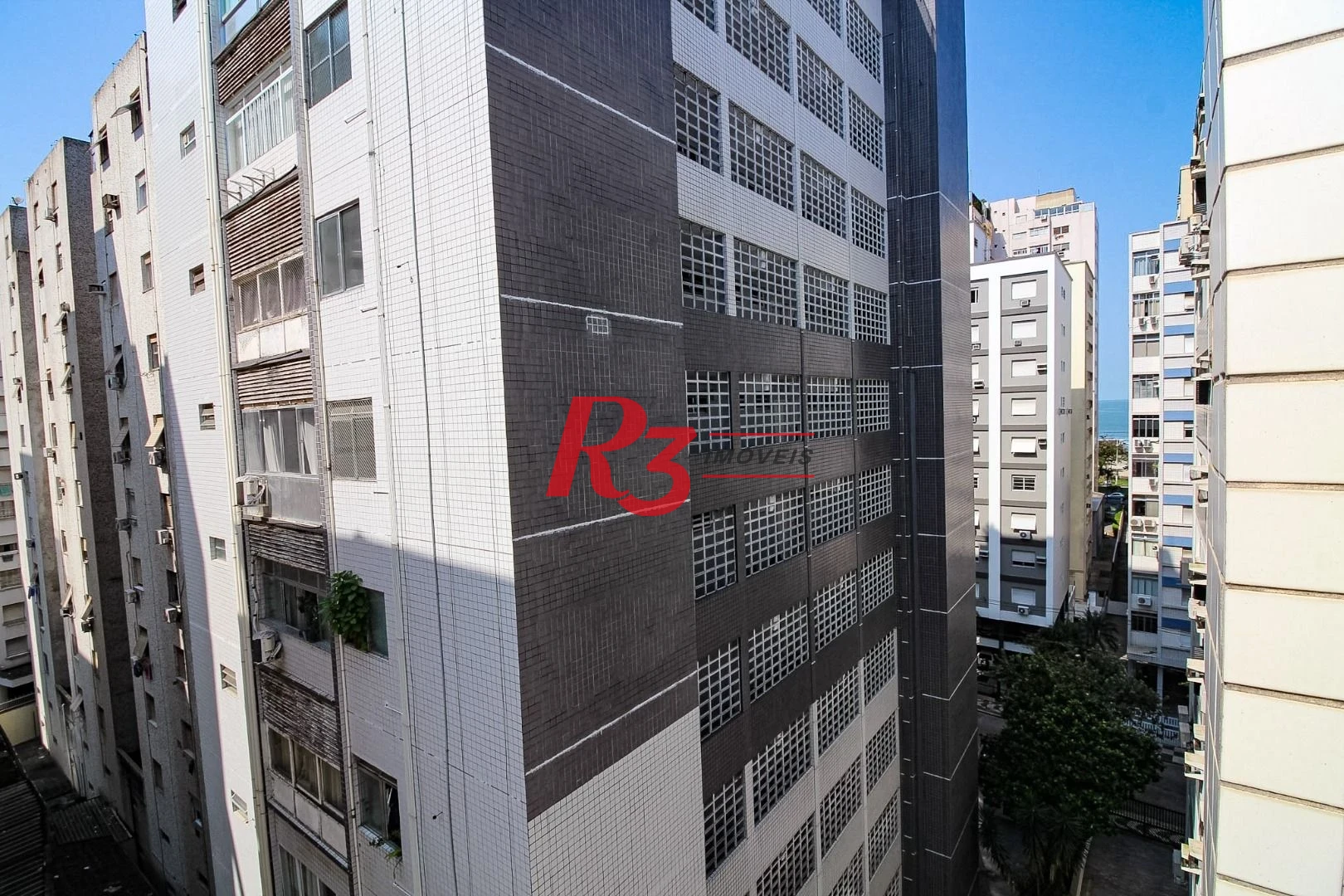 Apartamento com 1 quarto para alugar, 65 m² por R$ 3.870/mês - Boqueirão - Santos/SP