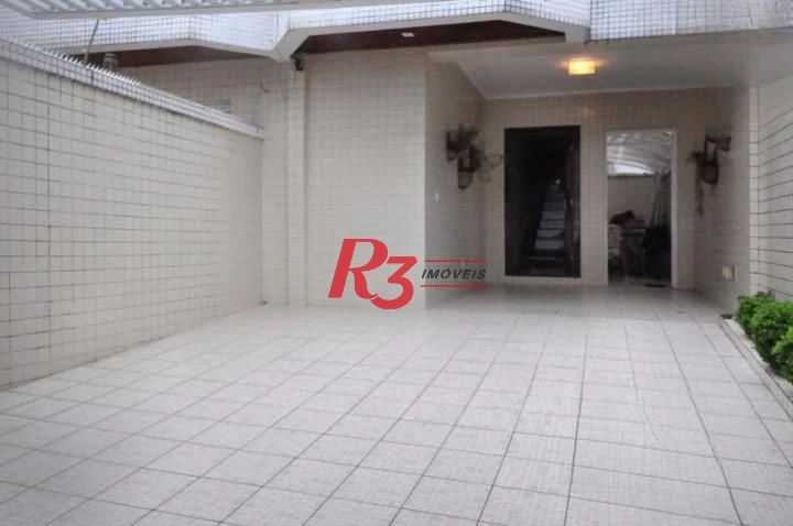 Sobrado à venda, 305 m² por R$ 1.800.000,00 - Embaré - Santos/SP