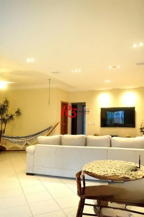 Sobrado à venda, 305 m² por R$ 1.800.000,00 - Embaré - Santos/SP
