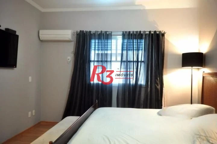 Sobrado à venda, 305 m² por R$ 1.800.000,00 - Embaré - Santos/SP